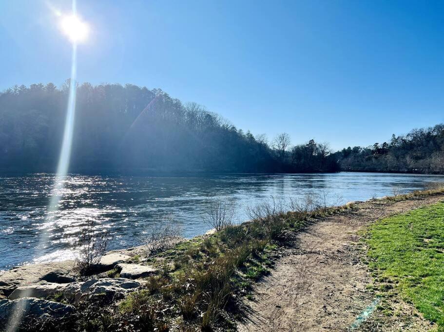 French Broad Overlook آشفيل المظهر الخارجي الصورة
